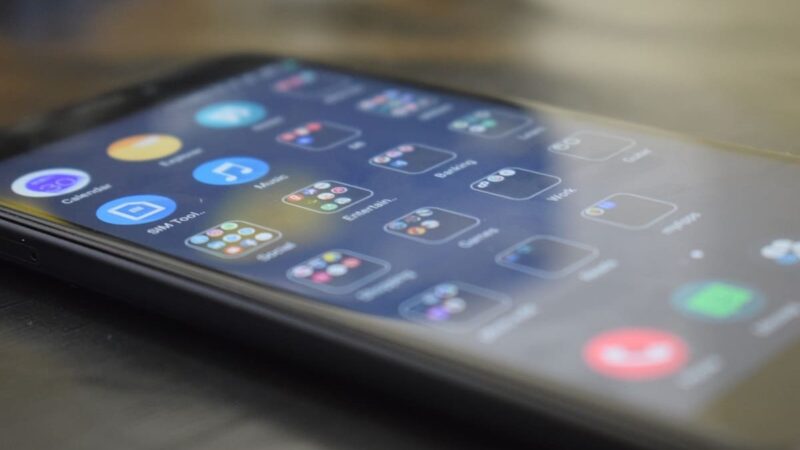 I vantaggi della sostituzione dello schermo del cellulare presso centri autorizzati